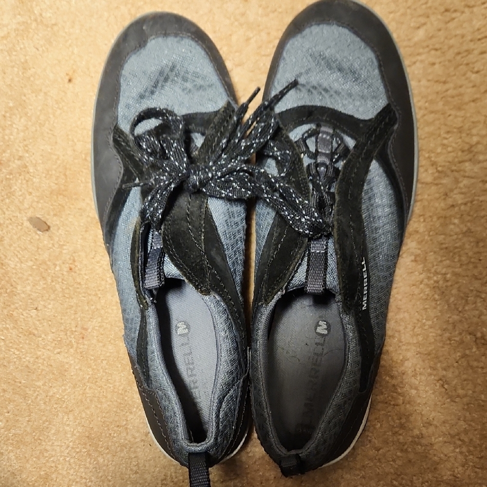Merrell Women's Black and Gray Athletic Shoes
